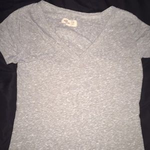 V-neck T-shirt